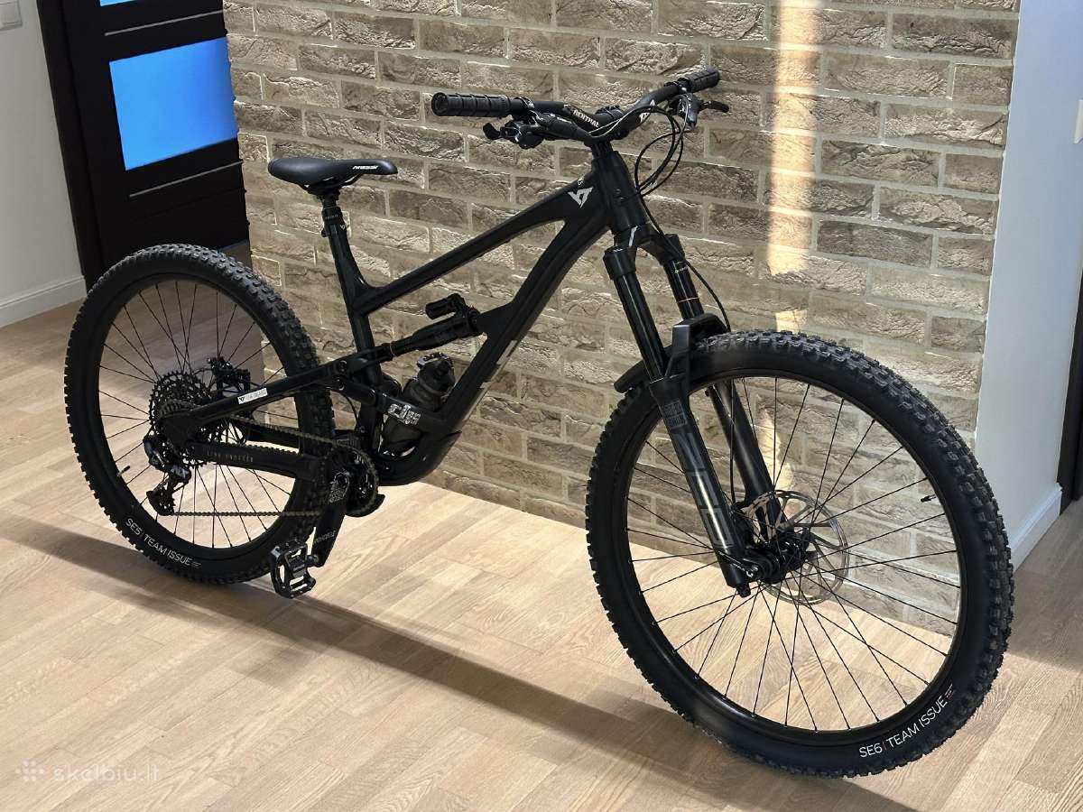 YT Capra Core 2 Mx 2024