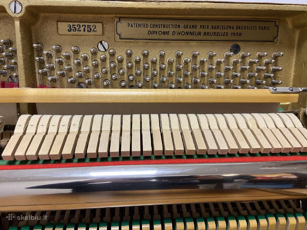 Pianinas Petrof Rokoko mod. 106 Čekija 82 m. - nuotraukos Nr. 11