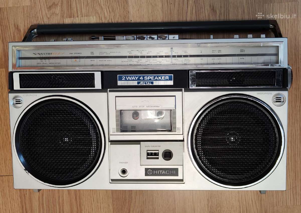 Magnetola Boombox Hitachi +chromo kasetės