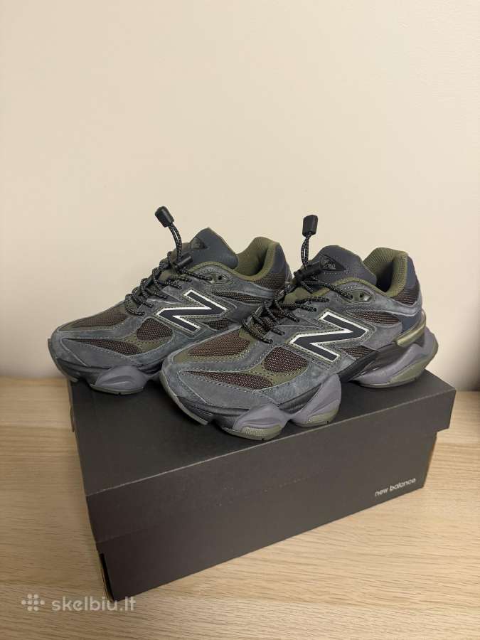 New Balance 9060