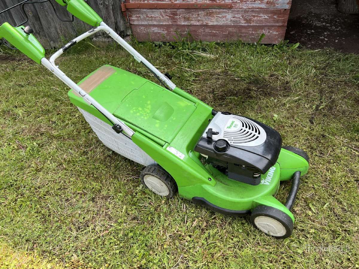 Savaeigė žoliapjovė Viking Mb650vb