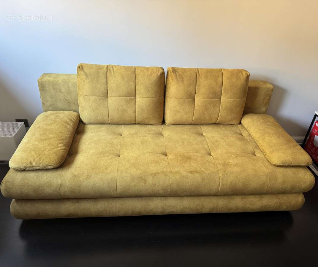 Išskirtinės spalvos sofa - lova su miegama dalimi