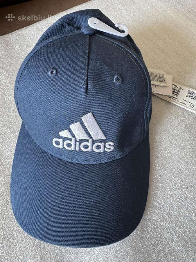 Adidas nauja ir kt. kaip nauja originali kepurės