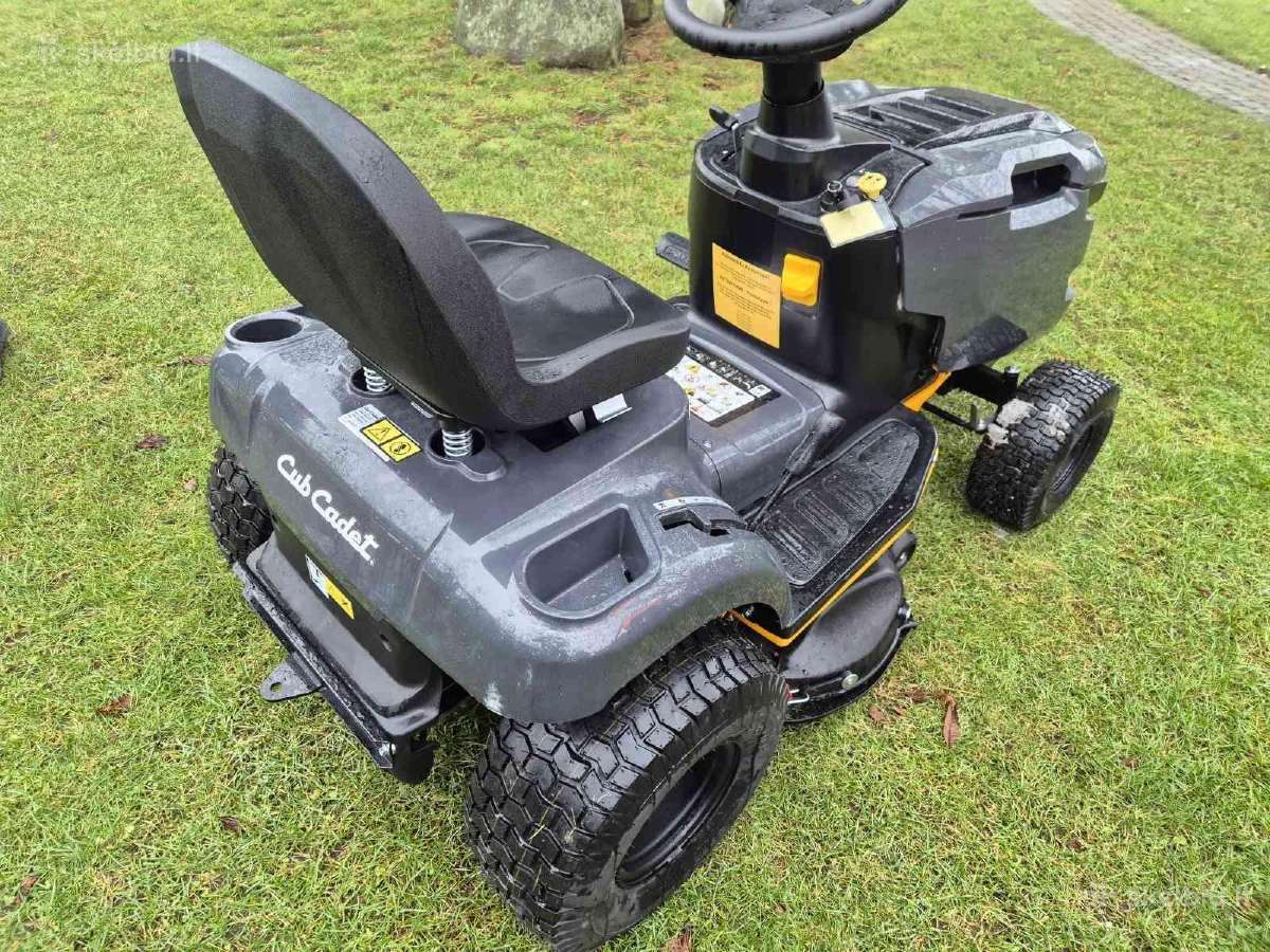 Vejos traktorius Cub Cadet Lt1 S86 - nuotraukos Nr. 2