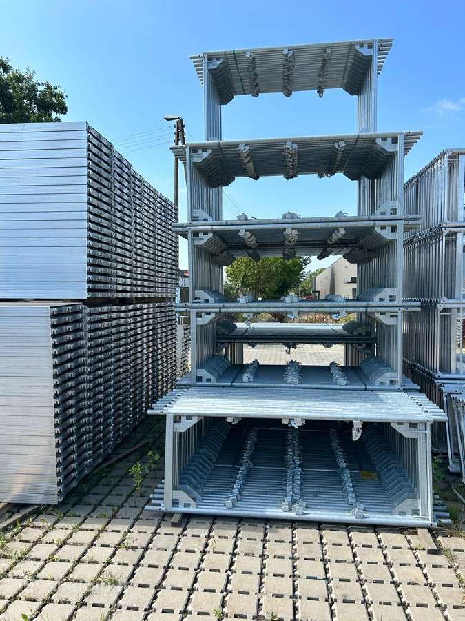 Baumann fasadiniai pastoliai 502 m²