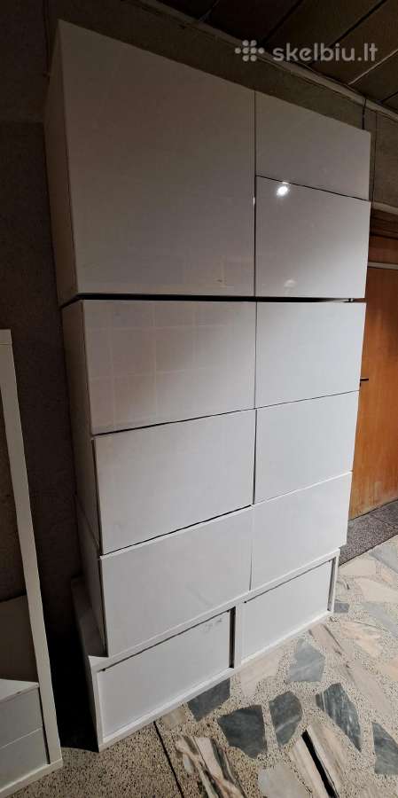 Drabužių parduotuvės baldų (Ikea) išpardavimas - nuotraukos Nr. 4