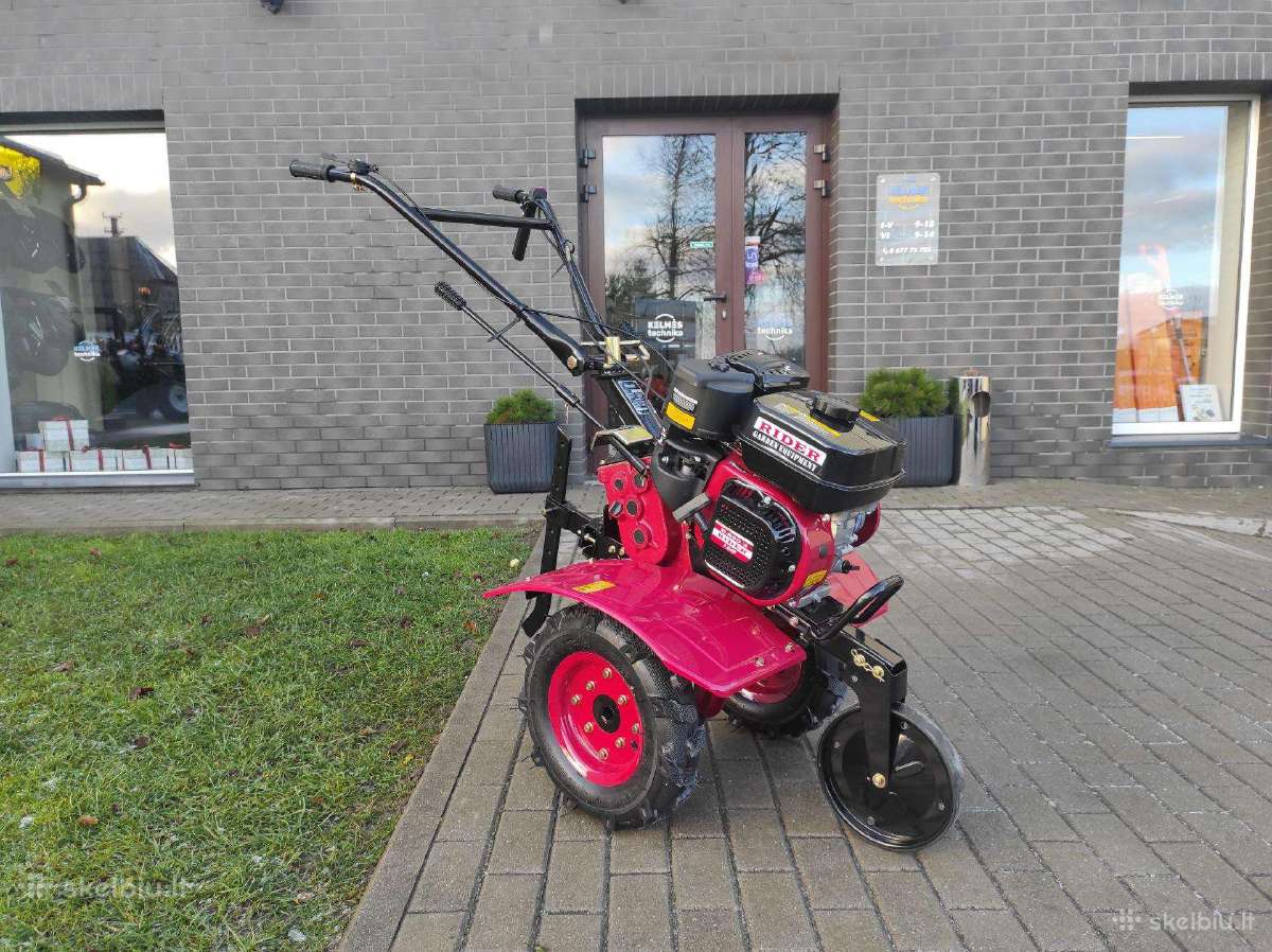 Akcija! Motoblokas su visais padargais!