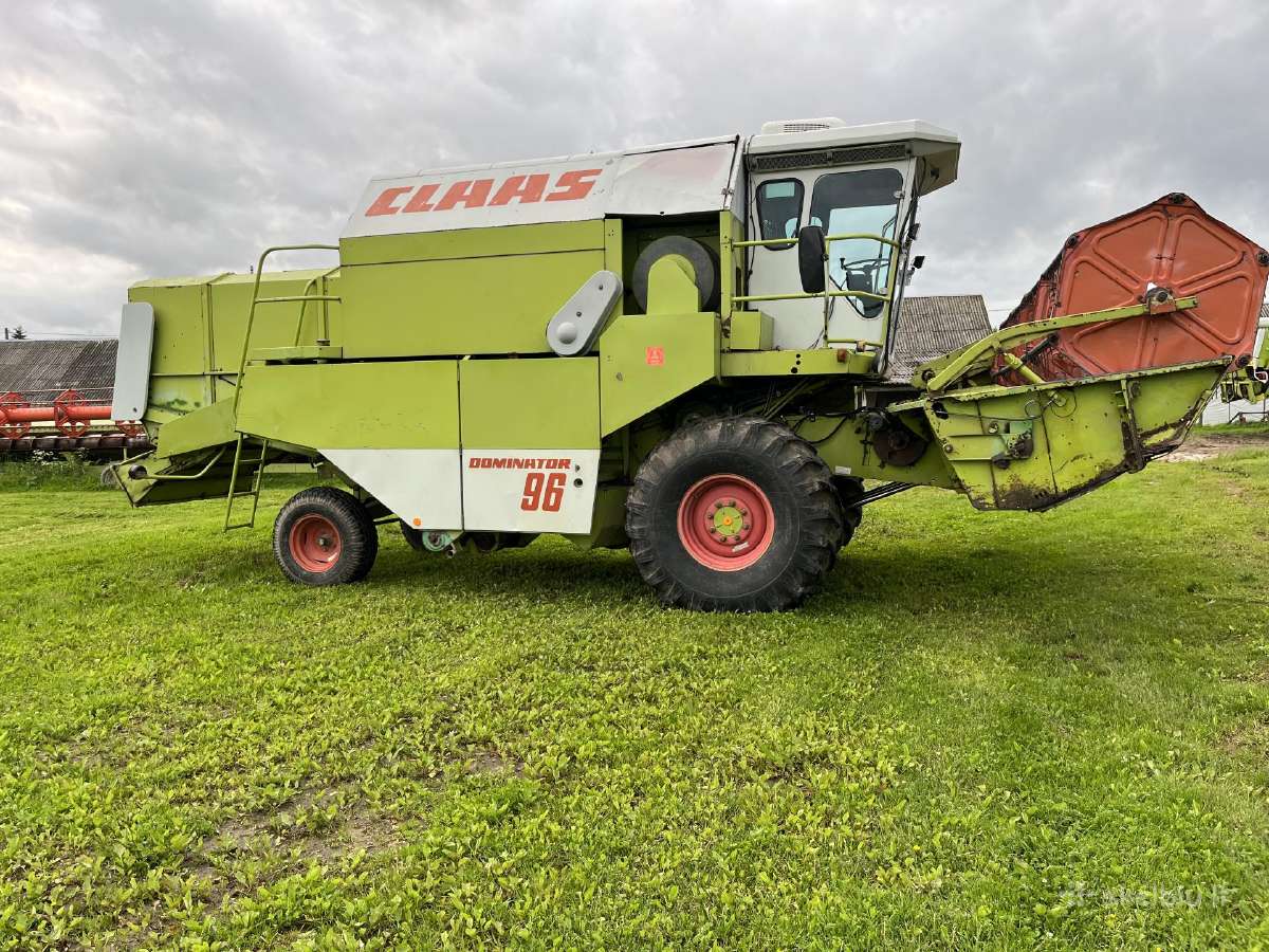 Claas 96 kombainas