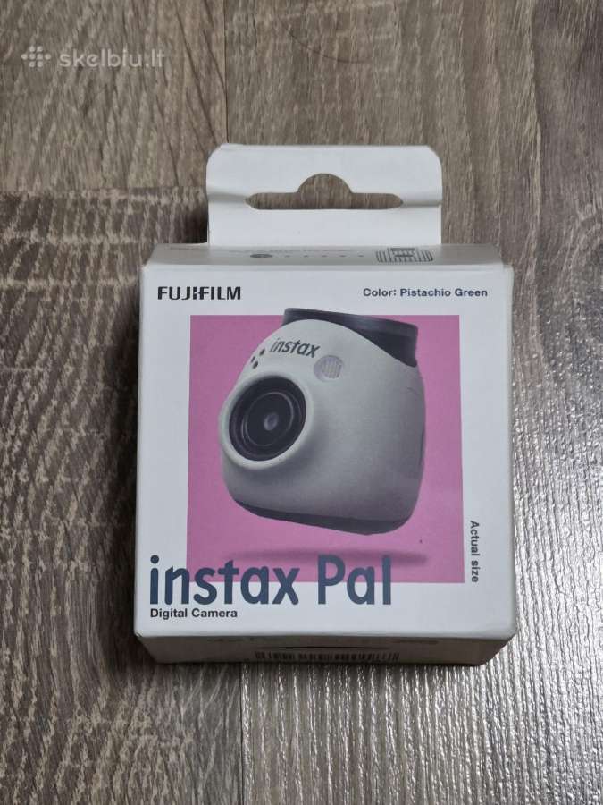 Fujifilm instax Pal