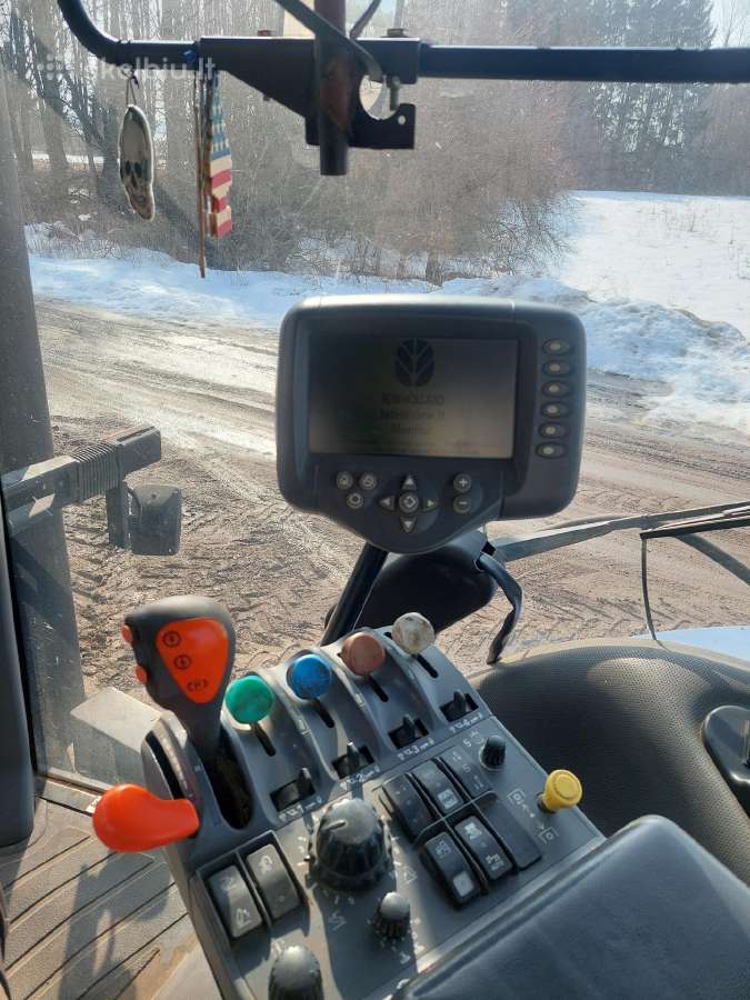 New holland T8040 - nuotraukos Nr. 7
