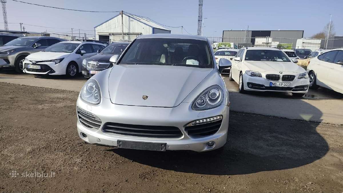 Porsche cayenne hybrid