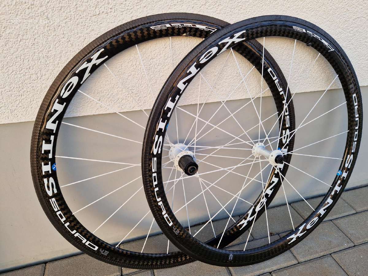 28" ratai. Hand crafted in Austria.