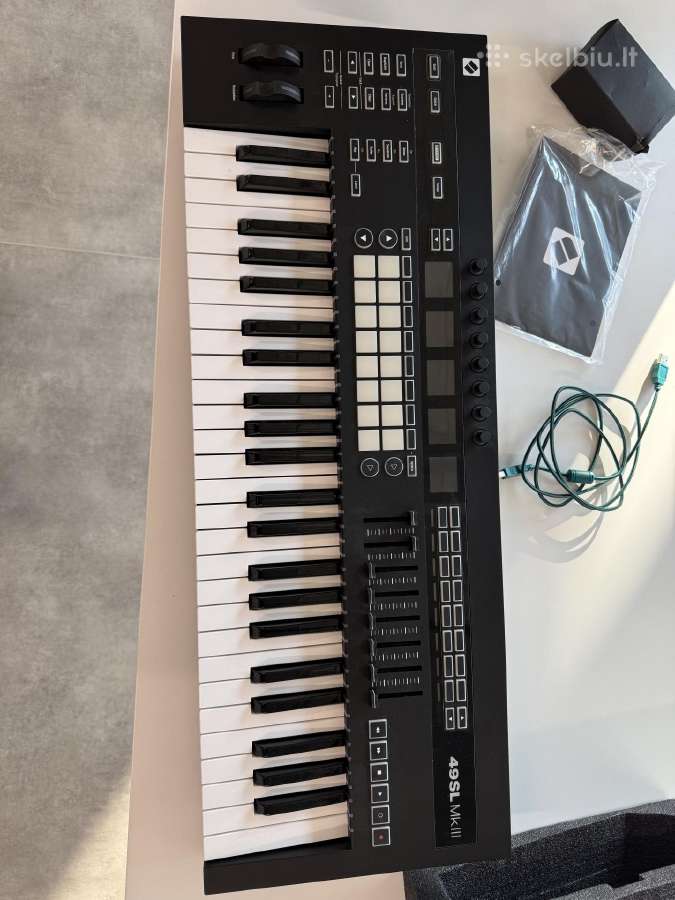 Novation 49sl mkIII mint condition