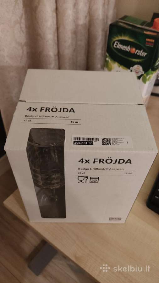 Ikea taurės