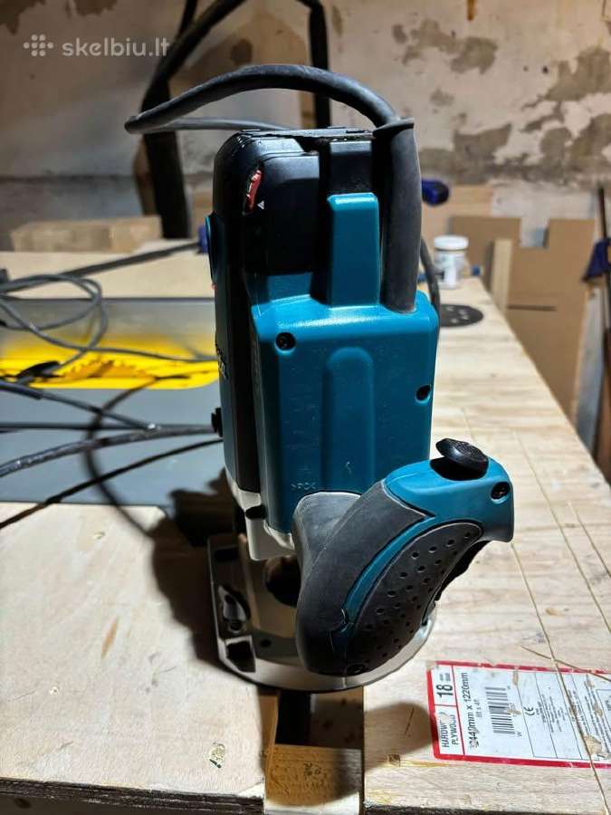Parduodama didelė 1/2 Makita Rp2023fc freza - nuotraukos Nr. 4