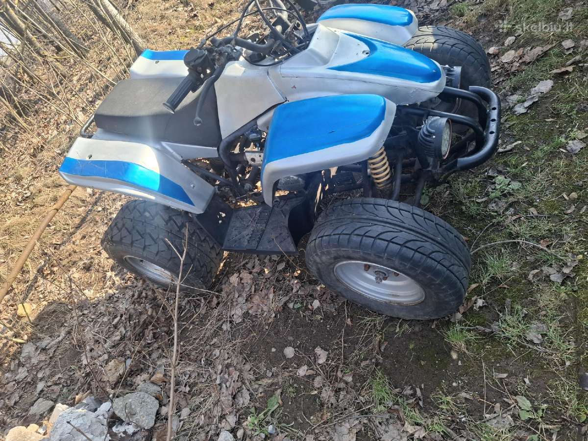 Keturratis su defektu