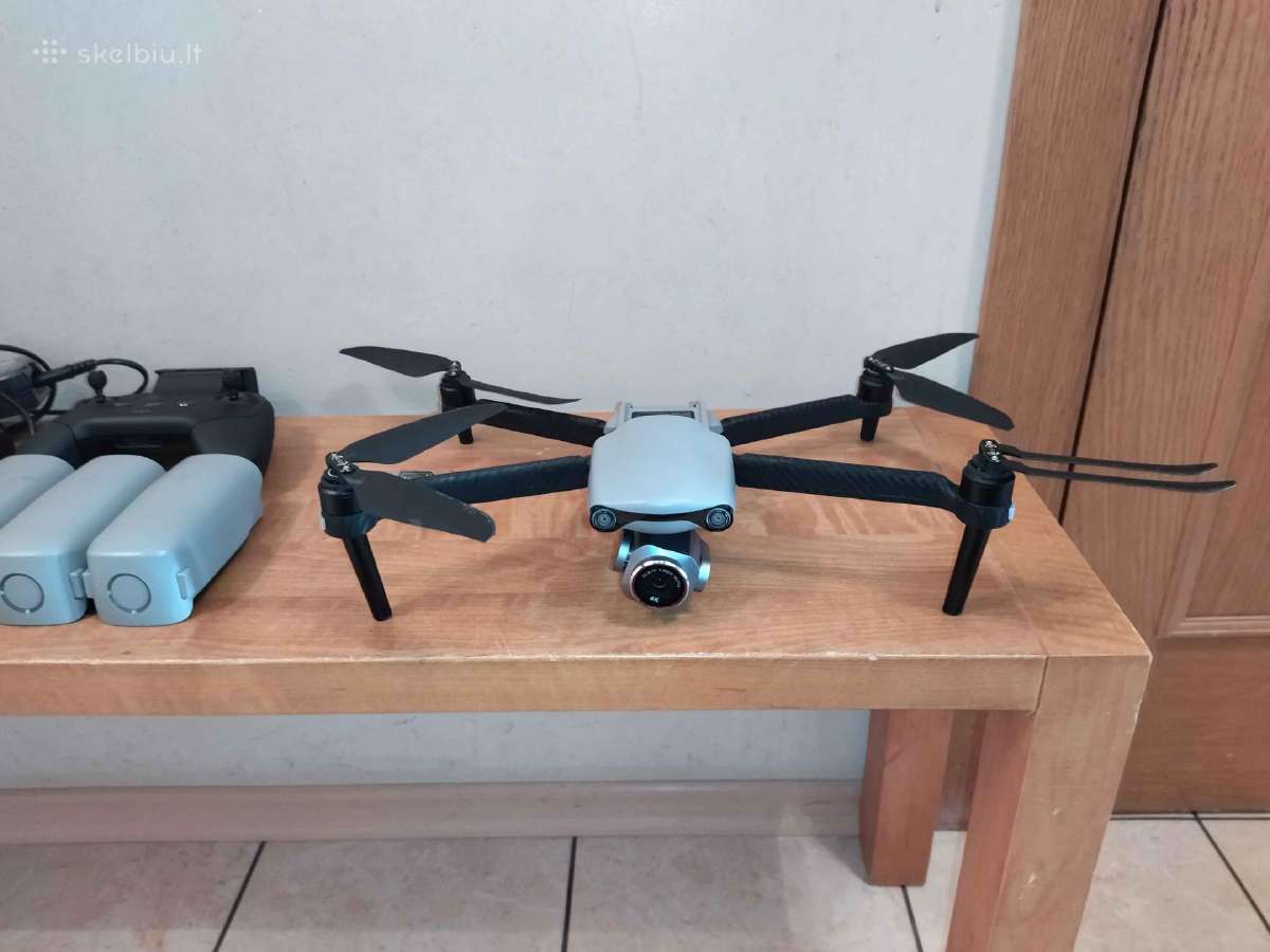 Autel dronas