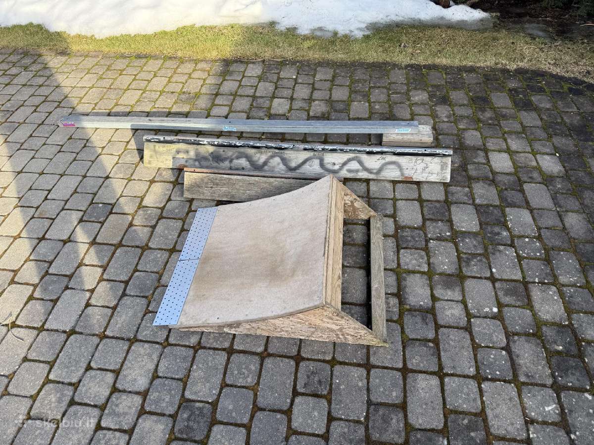Rampa, figūros triukiniam paspirtukam