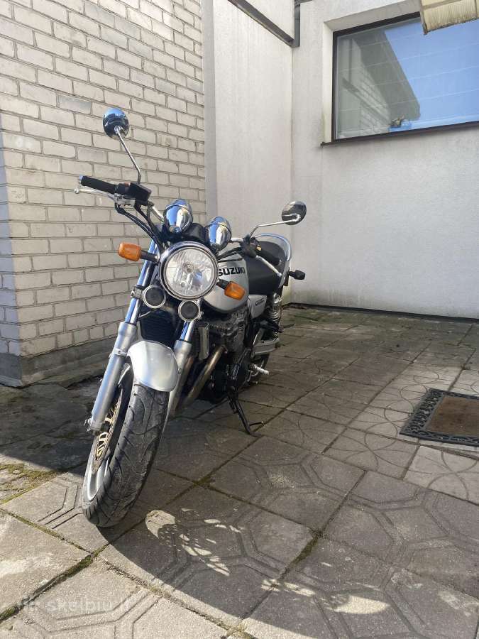 Motociklas Suzuki Inazuma 750 - nuotraukos Nr. 3
