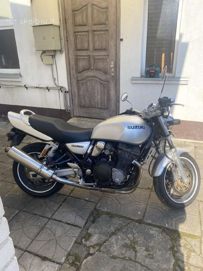 Motociklas Suzuki Inazuma 750 - nuotraukos Nr. 6