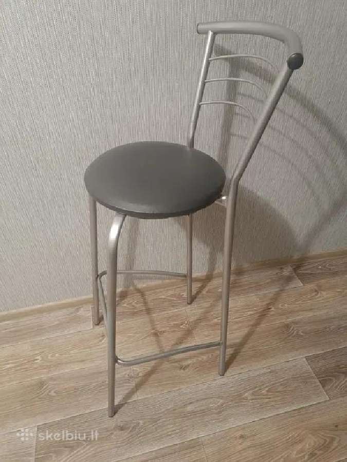 Baro kėdės yra 4 vnt kaina uz visas