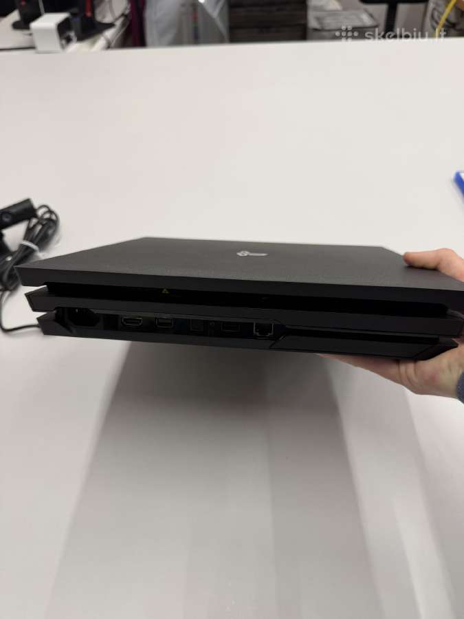 Ps4 Pro 1tb su priedais - nuotraukos Nr. 14