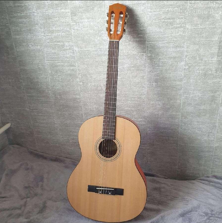 Gitara akustinė Fender esc105