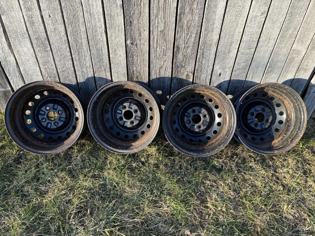 R14 Toyota plieniniai ratlankiai - nuotraukos Nr. 2