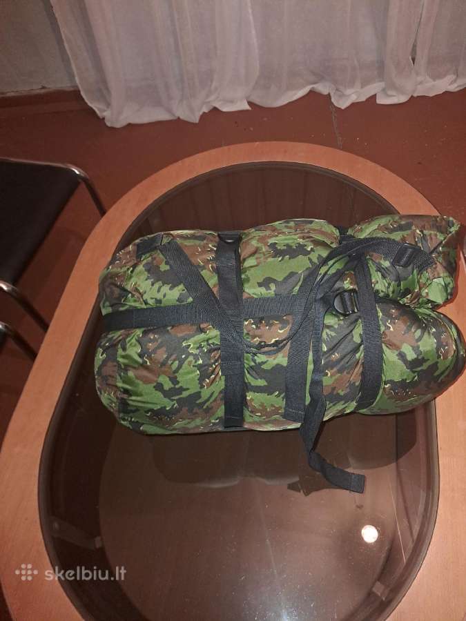 Miegmaišis su dviejų sluoksnių užpildu, M05 camo