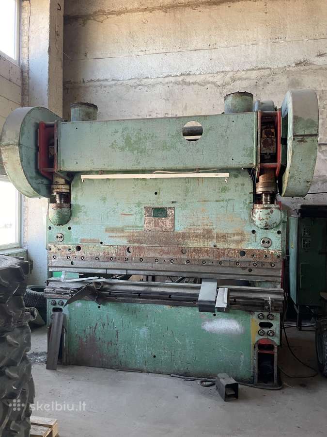 Parduodamas metalo lenkimo presas I1330 – 100 t - nuotraukos Nr. 2