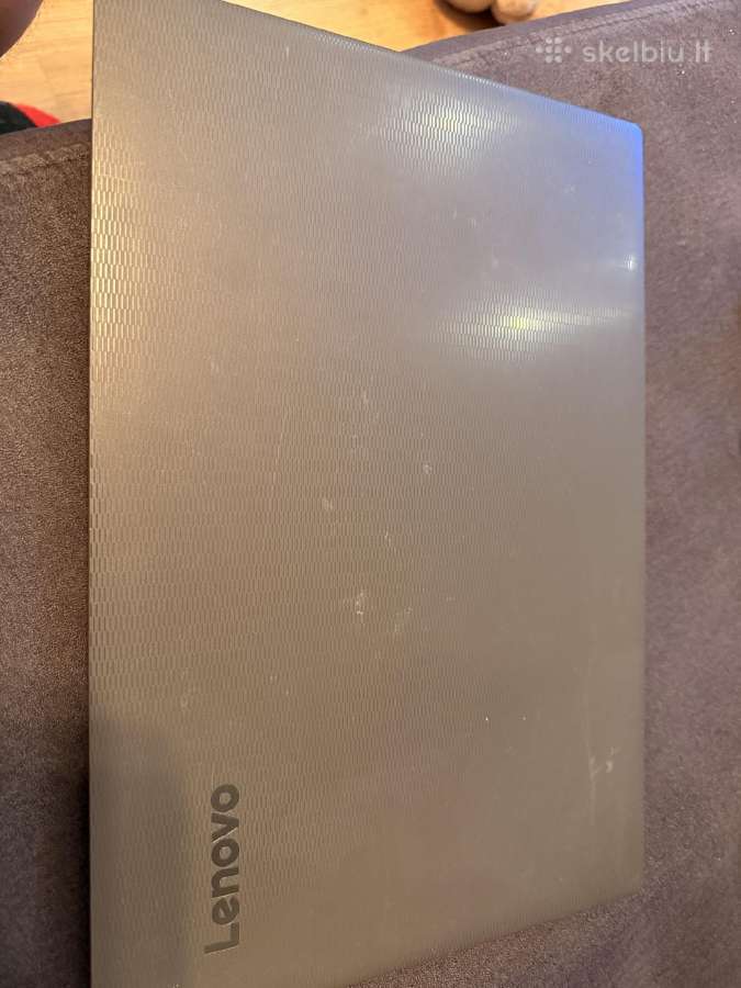 Lenovo V130