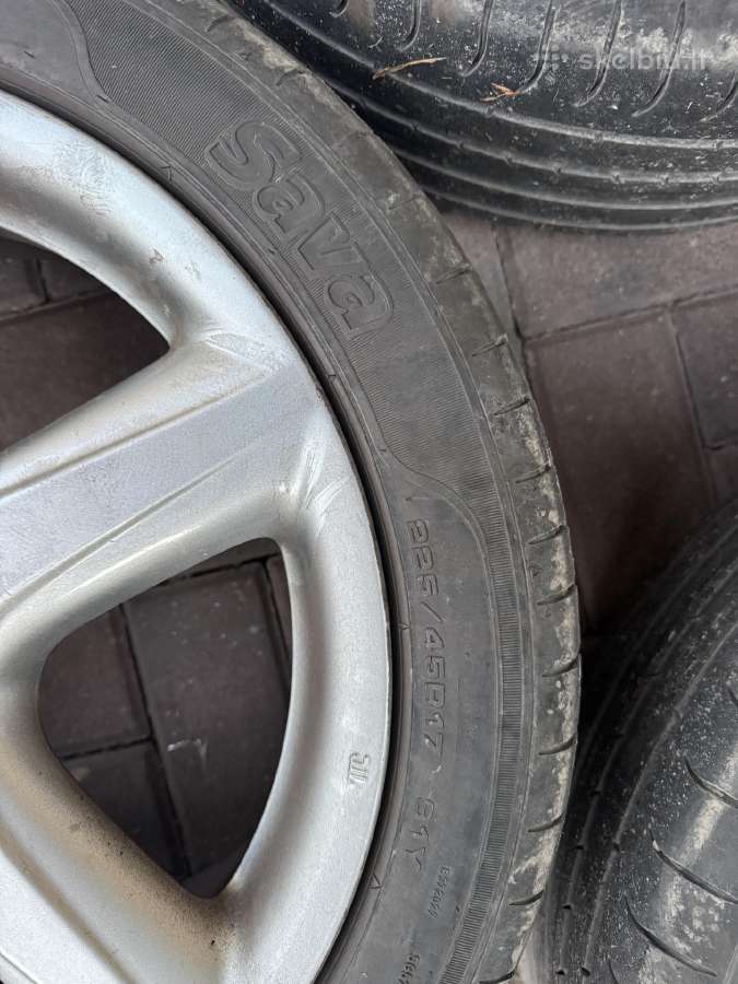 Toyota ratlankiai su vasarinėmis padangomis - nuotraukos Nr. 4