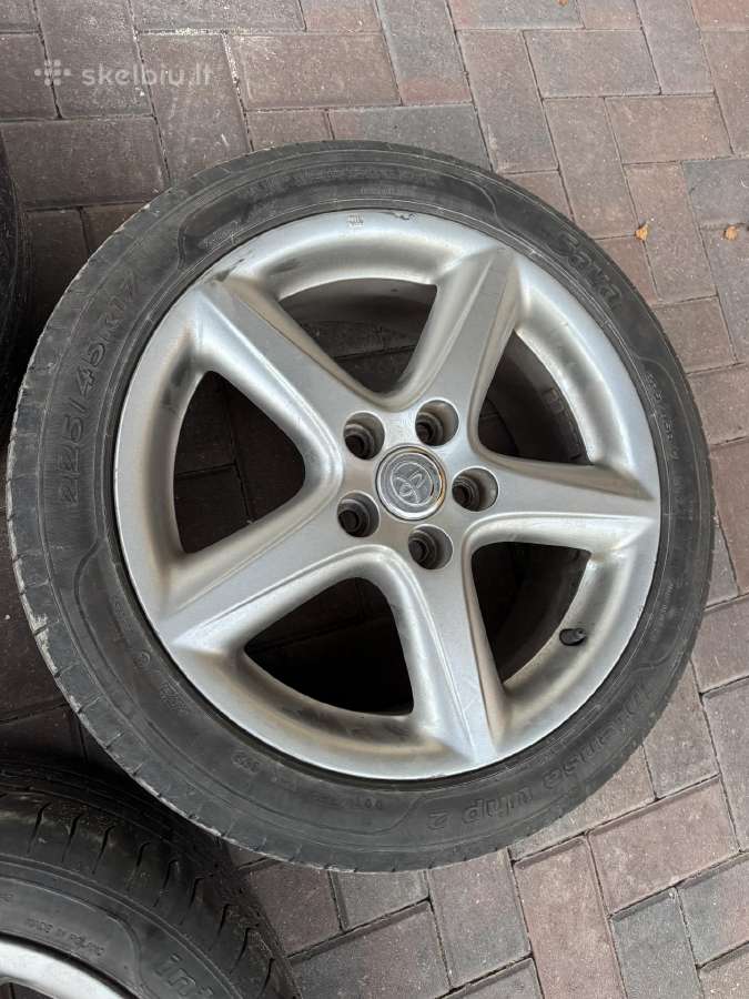Toyota ratlankiai su vasarinėmis padangomis - nuotraukos Nr. 6