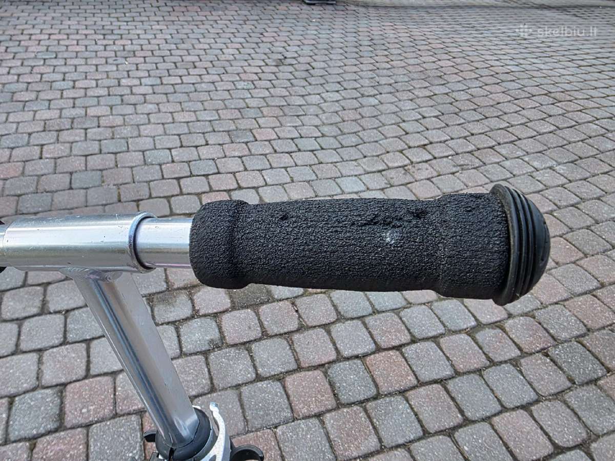 Paspirtukas Hudora 205 + dovana triukų paspirtukas - nuotraukos Nr. 3