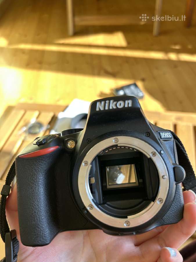 Veidrodinis Nikon D5600 fotoaparatas - nuotraukos Nr. 21