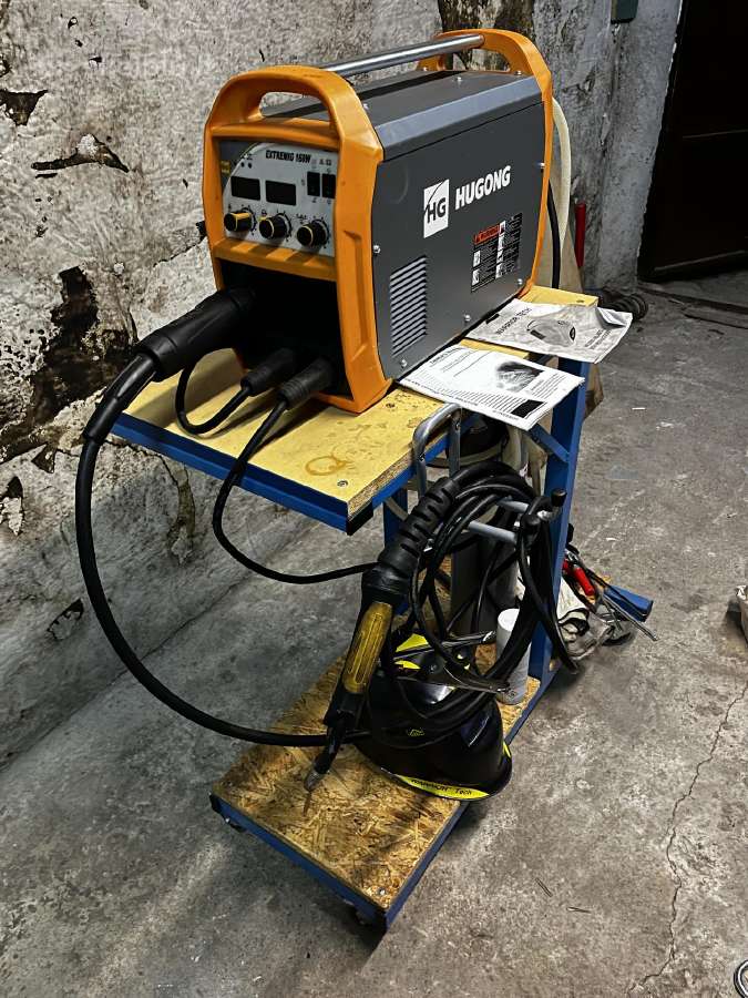 Suvirinimo pusautomatis Hugong Extremig 160w kompl