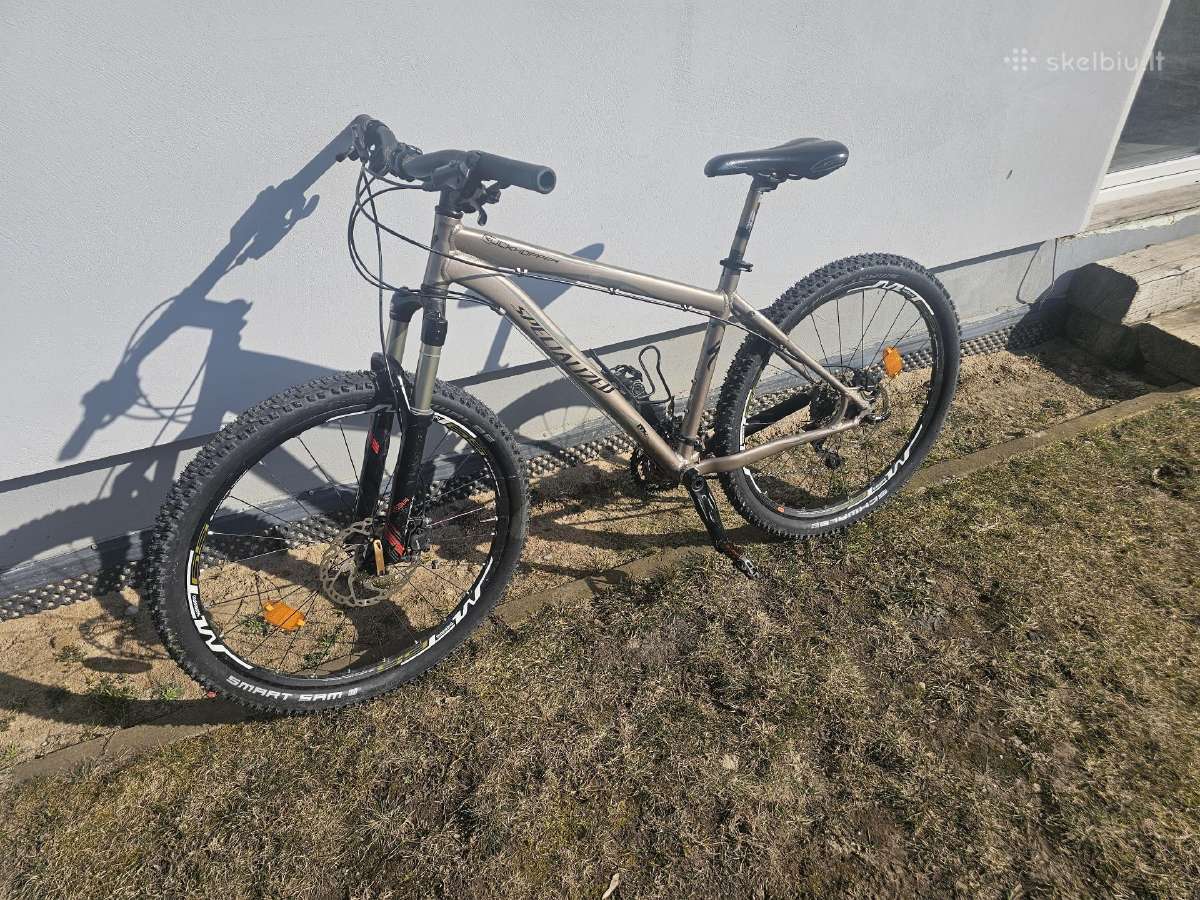 Parduodamas tvarkingas Specialized 26er