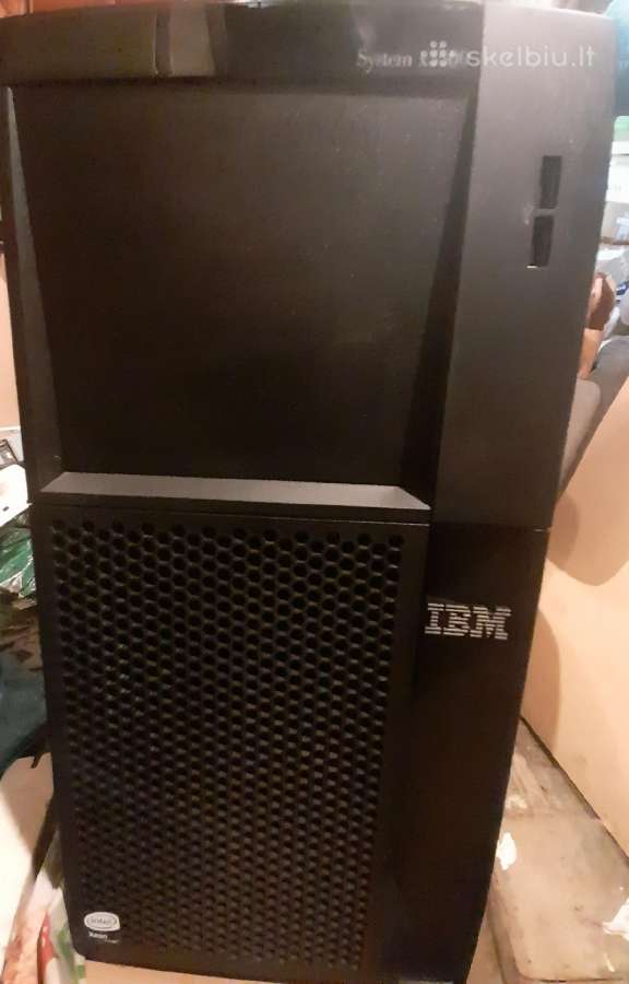 Serveris Ibm System x3500 (7977-2lg)