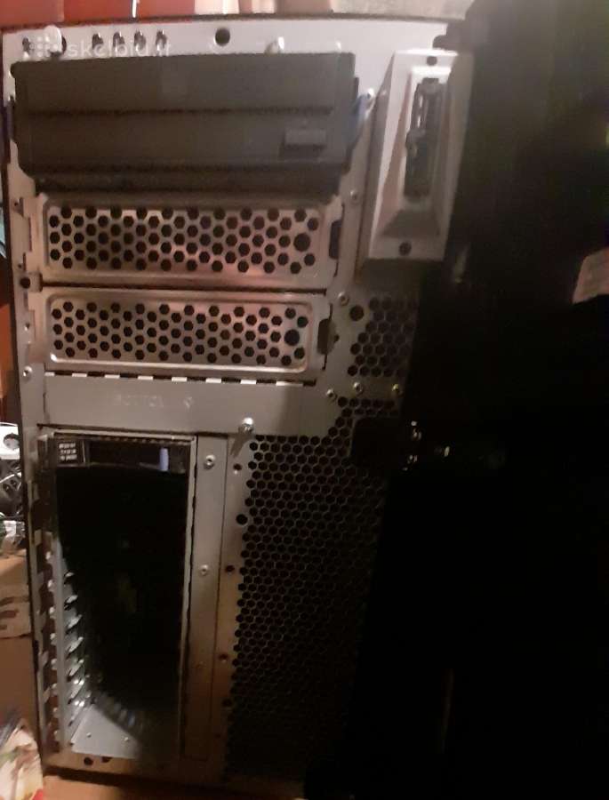 Serveris Ibm System x3500 (7977-2lg) - nuotraukos Nr. 2