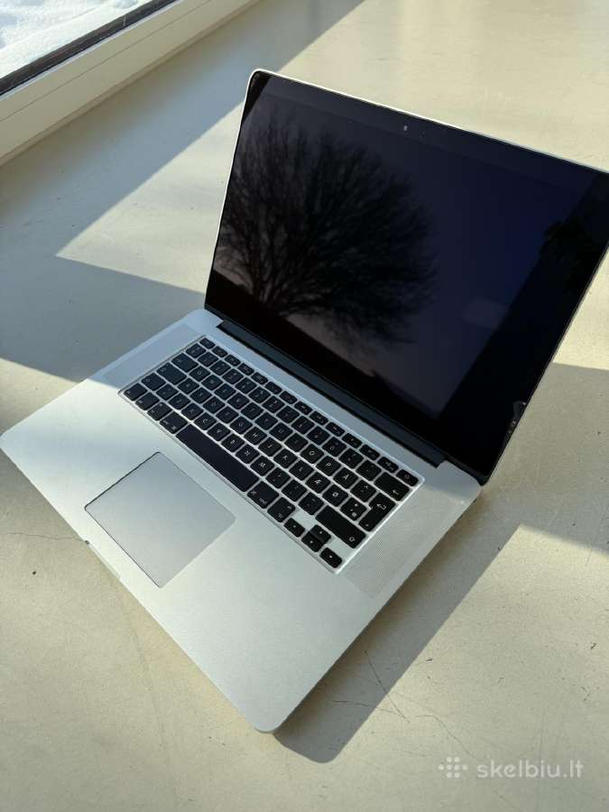 MacBook Pro 15 (2015 m.) i7/16gb/256gb Dalims