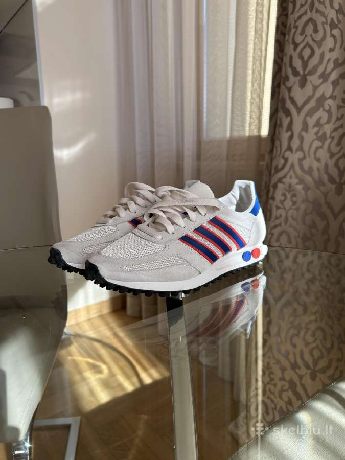 Adidas - nuotraukos Nr. 2