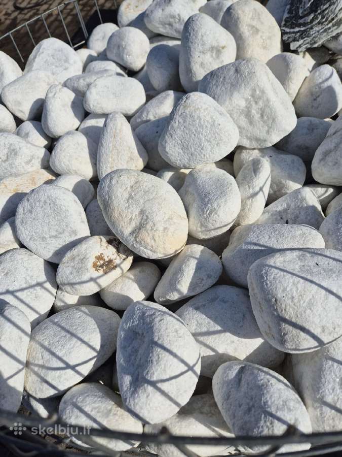 Akcija išparduodame-akmenys balti , pilki