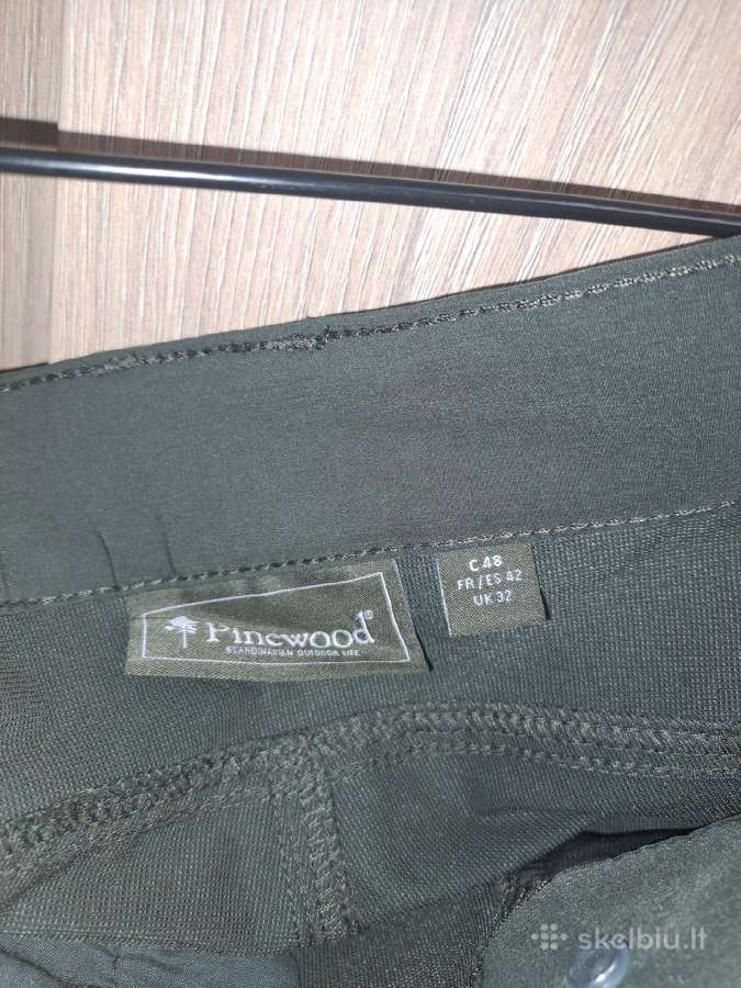 Pinewood kvepuojancios kelnes C48/m d. medzioklei - nuotraukos Nr. 2