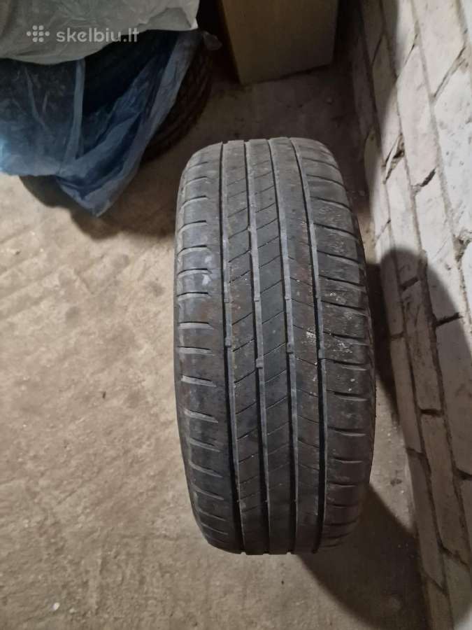 Vasarinės padangos Bridgestone 215/60 R16