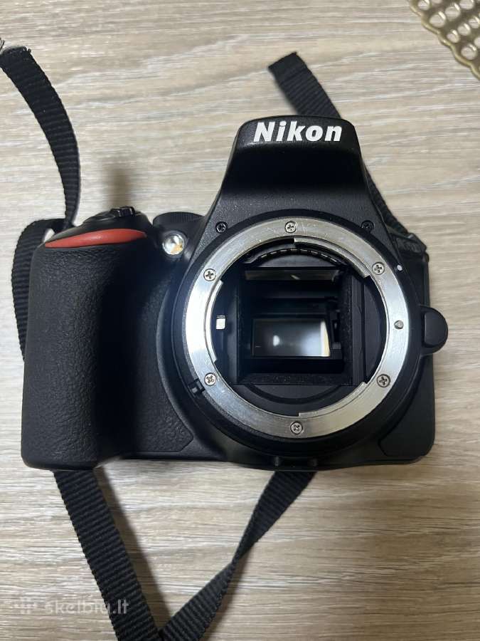 Nikon D5600