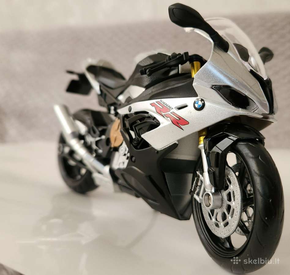 Žaislas - Modelis 1:12 - Bmw 1000rr