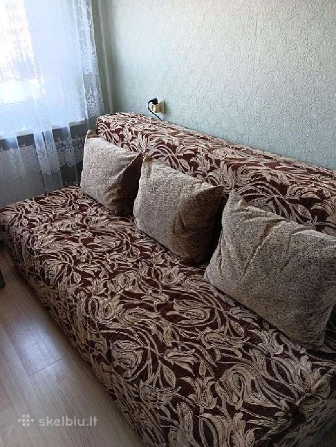 Parduodama sofa - lova su patalynės dėže