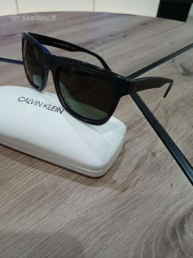 Calvin Klein akiniai