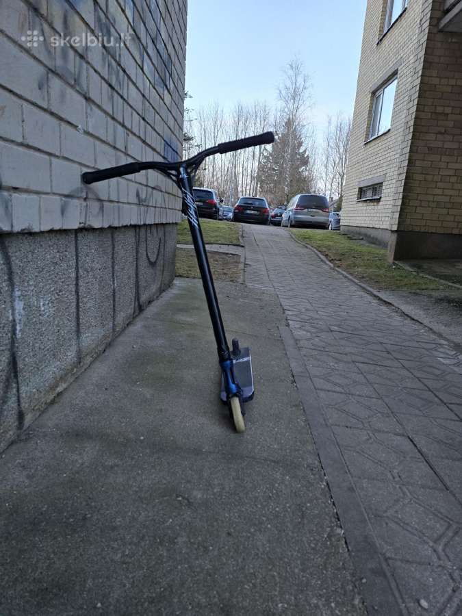 Parduodu triukinį paspirtuką Blunt Kos S6 Heist