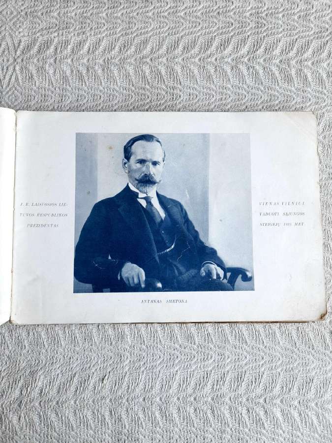 Foto albumas "Laisvoji Lietuva be Vilniaus" 1935m.